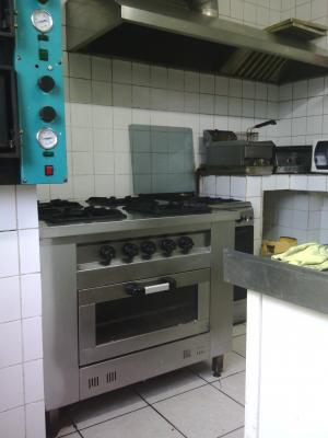 vand s-au inchiriez restaurant
