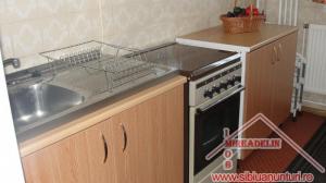 INCHIRIEZ  APARTAMENT 3 CAMERE,    CALEA POPLACII