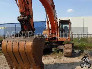 De inchiriat excavator pe senile 34 tone Doosan DX340LC