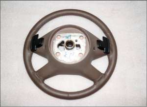 Mercedes Benz W164 ML ,   GL X164 ani 2009-2011 ,   R W251 ani 2009-2013 Volan piele DSG padele AIRB