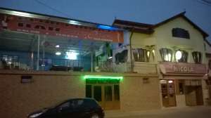 ofer spre inchiriere spatiu comercial zona 0 centru.
