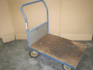 Carucior platforma second hand pentru transport marfa
