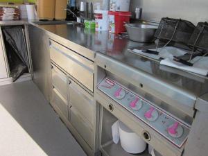 Container Fast Food complet echipat - Germania