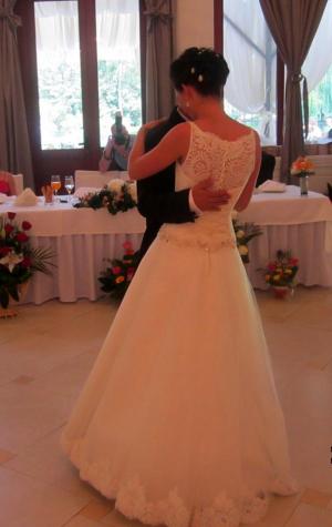 Rochie mireasa vara 2014