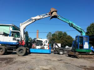 INCHIRIEZ ECAVATOR MOBIL