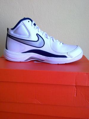 bascheti model nike originali negri si albi piele naturala