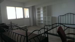 Ap 1 cam Piata Unirii