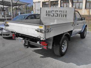 Nissan King Cab 2.5 D