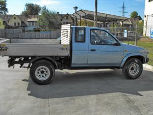 Nissan King Cab 2.5 D