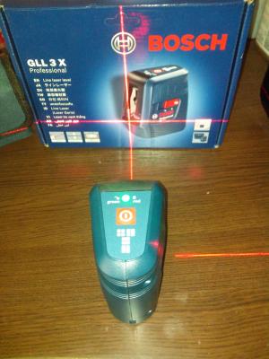 Nivela laser cu linii Bosch GLL 3x-Produs nou