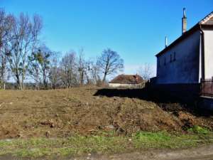 �n Szeleste (Ungaria) teren de v�nzare