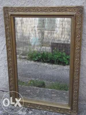 Oglinda dimensiuni 70  x 101 cm, 