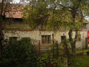 urgent casa la rosu in Sercaita
