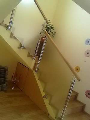 confectionam balustrade cu sticla