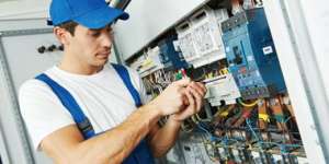 interventii rapide 24/24h instalatii electrice!!