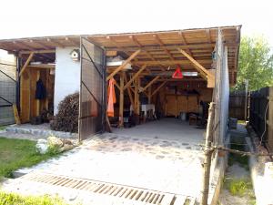 Casa la tara 10 km de Targoviste