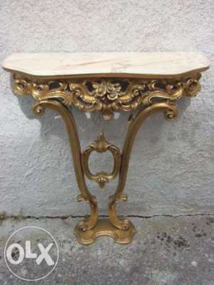 consola lemn aurit cu placa marmura  si oglinda 480 euros