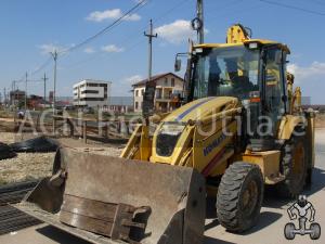 Inchiriez Buldoexcavator cu picon Komatsu WB97