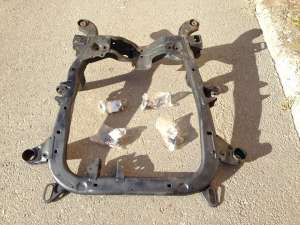 OPEL ASTRA H ani fabricatie 2004-2011 motorizare 1,  7 CDTI Jug cadru motor second cu bucsi Noi