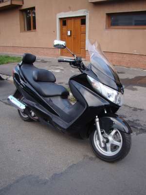 Suzuki Burgman K5