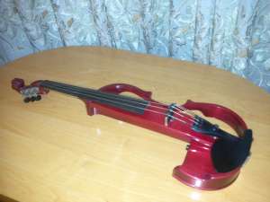 Vand urgent vioara electrica Yamaha EV205