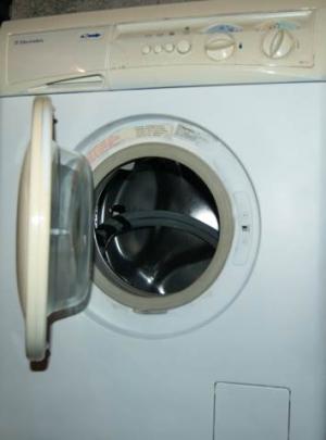 Masina de spalat Electrolux ew612f