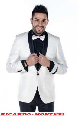 Costume barbati slimfit,  business,  la preturi incredibil de mici,  marca Ricardo-montesi