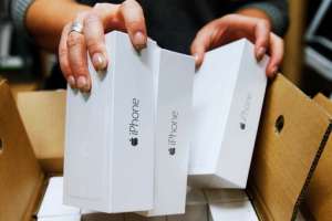 For Sale : Apple iPhone 6 Plus/ iPhone 6,  Samsung Galaxy S5 , iPhone 5S,  iPad Air,  pS4