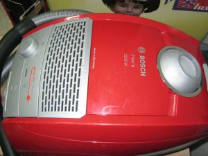 BOSCH- aspirator profesional - 2200 w