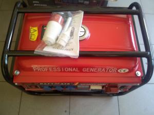 KraftMate 3500W generator de curent pe benzina