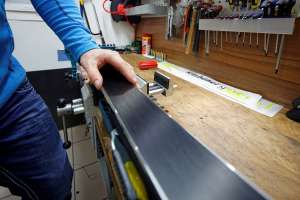 Reparatii Schiuri si Snowboard-uri cu MASINI PROFESIONALE