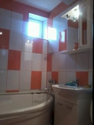 imobiliare italo rumena trei c.motru aleea gorunului  bloc j