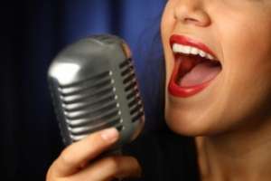 Lectii de canto pe DVD