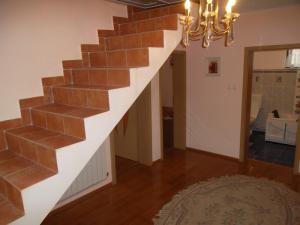 Navodari vila de vanzare 68000 euro