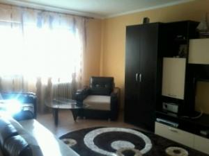 superimbunatatiri trei camere zona aleea macului  bloc m etaj 1
