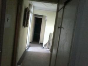 imobiliare italo rumena trei c.motru T neimbunatit,   decomandat