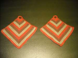 TOPFLAPPEN ( MANUSA CRATITA)