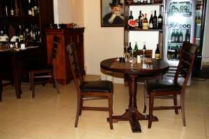 Masa cafenea Tudor