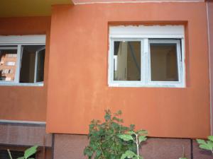 Hausmeister execut reparatii diverse