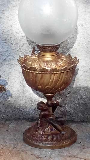 2 sfesnice si doua lampi bronz 400 euro
