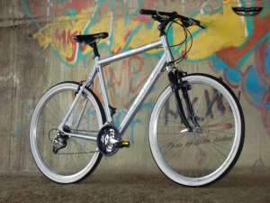 Bicicleta GIANT(cross/trekking/city) ROTI 28", an 2011