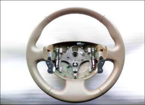 Volan piele CREM cu pilot 2003-2009 RENAULT Megane 2,   Scenic 2,  Grand Scenic 2