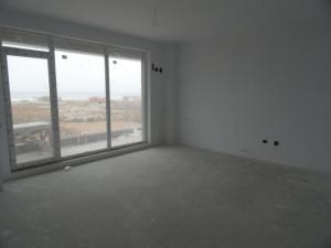 Apartamente in Mamaia Nord,   70 mp