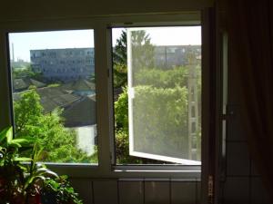 Navodari ,   apartament 2 camere ,   semidecomandate ,   confort 1 ,   etaj 2/4