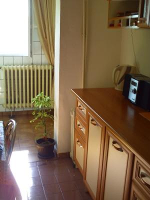 Navodari ,   apartament 2 camere ,   semidecomandate ,   confort 1 ,   etaj 2/4