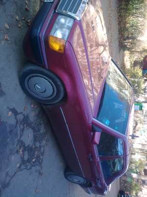 vand mercedes 200 e - 2050 euro