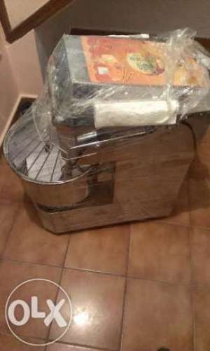 Malaxor aluat 22 litri NOU