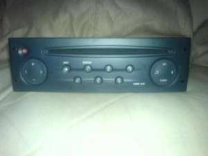 RENAULT Megane 2,  Scenic 2,  Grand Scenic 2,  Clio 2 Radio-Cd TUNER LIST