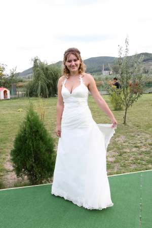 vand rochie de mireasa agnes toma