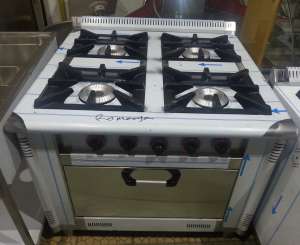 Aragaz profesional 4ochiuri si cuptor